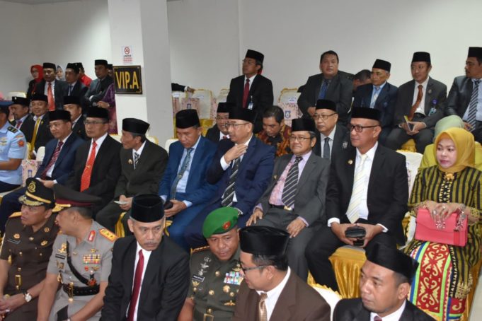 Hadiri Pelantikan, Bupati: Selamat bekerja Wakil Rakyat DPRD Dapil Gorut