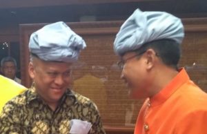 Wabup Hadiri Acara Pemberian Adat Garai Taa Lopo Lolade Tilango Kepada BJ Habibie