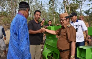 Laksanakan Tugas, Bupati Minta Aparat Kades Harus Mengacu UU