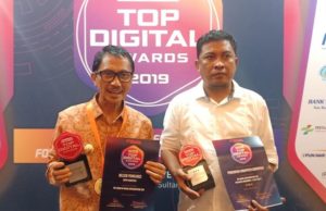 Seriusi Pelayanan Berbasis Digital, Pemda Kabgor Terima Penghargaan dari IT Work