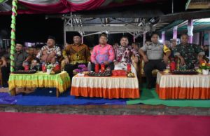 Bupati dan Ketua DPRD Boalemo Hadiri Syukuran Kades Ayuhulalo Terpilih