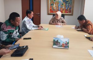 Kembangkan Wisata di Kabgor, Nelson Temui Menteri