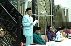 Bupati Nelson Kukuhkan Pengurus Mesjid Agung Baiturrahman Masa Bakti 2020-2023
