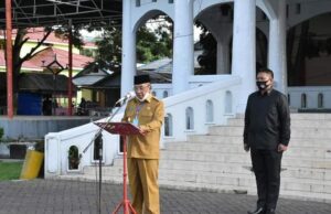 Gelar Apel Kerja di Pemda Boalemo, Ini Arahan Bupati Darwis Moridu