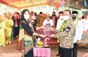 Sekda Ridwan Yasin Resmikan Gedung MI Al Furqan di Desa Imana Atinggola