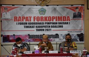 Anas Jusuf Pimpin Rapat Forkopimda Bahas Persiapan Vaksinasi di Boalemo