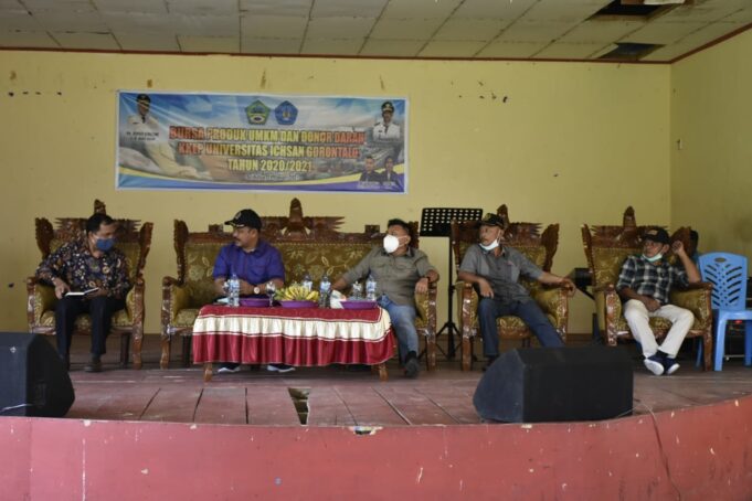 Sekda Boalemo Buka Kegiatan UMKM Universitas Ichsan di Pantai Bolihutuo