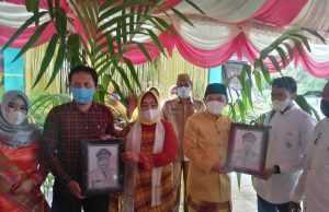 Bupati-Wabup Pohuwato Jalani Upacara Adat Mopotilolo di Paguat dan Dengilo