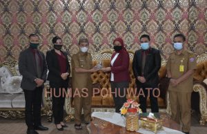 Siap Fasilitasi Kegiatan Pemda, Manajer Grand Q Hotel MoU dengan Bupati Pohuwato