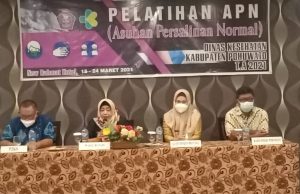 Buka Pelatihan Asuhan Persalinan Normal, Suharsi Igirisa Minta Tingkatkan Pelayanan Kesehatan