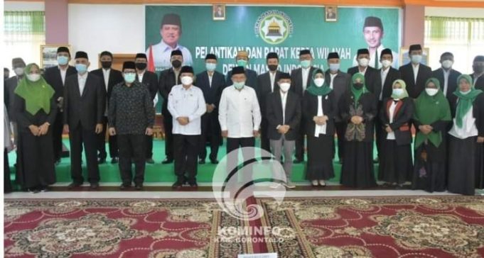 Jusuf Kalla Kukuhkan dan Lantik Pengurus DMI Provinsi Gorontalo