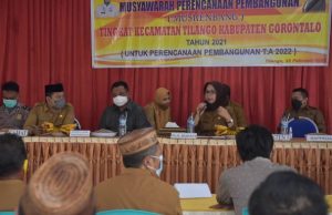 Plh Bupati Hadijah Tayeb Minta Kesejahteraan Rakyat Diutamakan