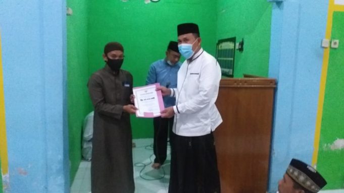 Pemkab Boalemo Serahkan Bantuan ke Yayasan Hidayatullah