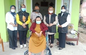 Penyandang Disabilitas di Pohuwato Terima Bantuan