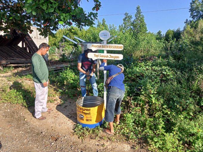 Sambut Hari Kesaktian Pancasila, PT PETS dan PT GSM Bersama DLH Pohuwato Gelar Aksi Bersih Pantai