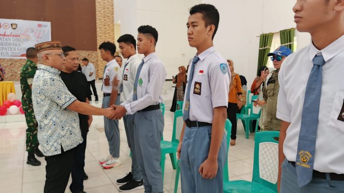 Dibuka Bupati Sofyan Puhi, Anggota Paskibraka Kab. Gorontalo Mulai Mengikuti Pemusatan Latihan