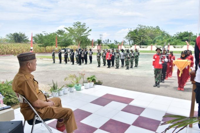 Bupati Saipul A. Mbuinga Memberikan Perhatian Khusus Kepada Anggota Paskibraka Pohuwato