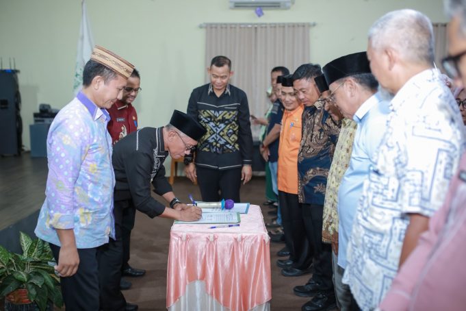 Mengukuhkan Pengurus KKJI, Wabup Iwan S. Adam Mengharapkan Peran dalam Memperkuat Keharmonisan Sosial