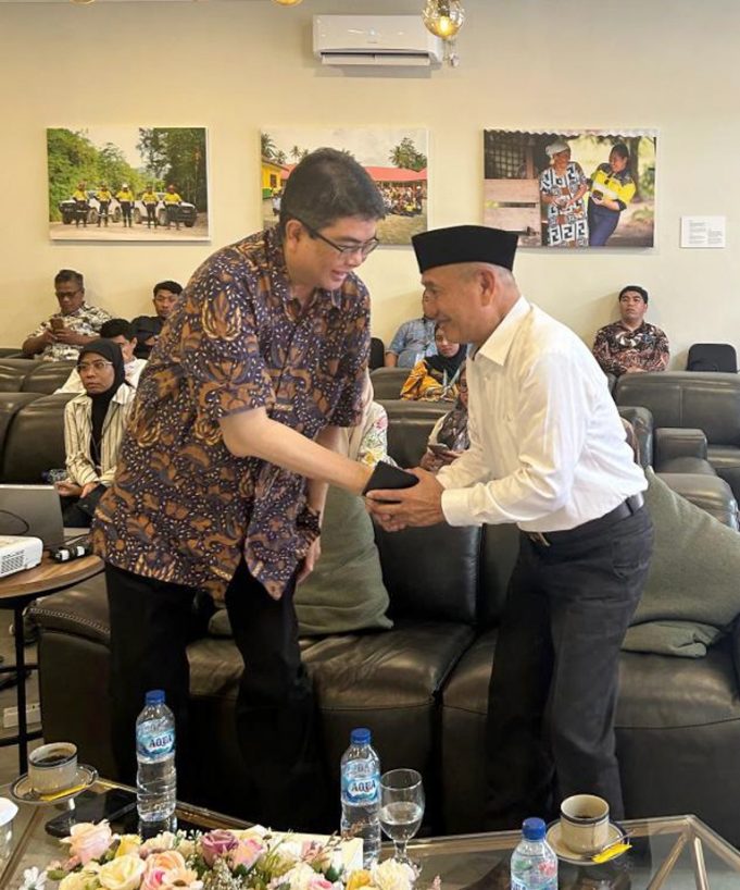 Dirjen Kawasan Pemukiman Kemenperkim RI dan Rombongan Meninjau Sejumlah Proyek di Pohuwato