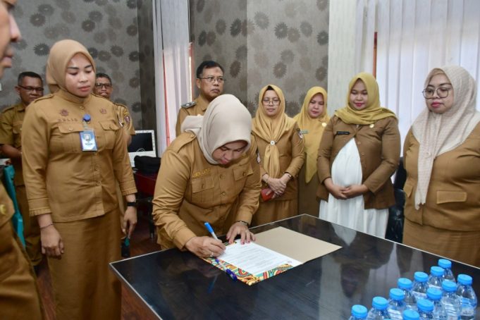 Asisten Adum Setda Pohuwato Mahyudin Ahmad Meminta ASN Kompak dan Solid Menjalankan Tugas