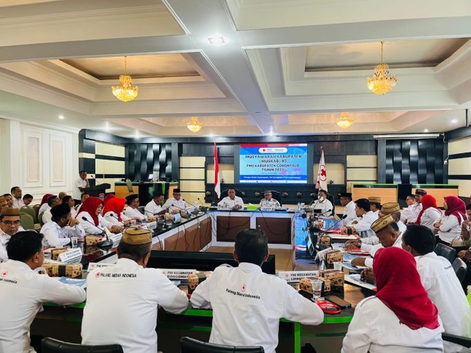 Bupati Sofyan Puhi Meminta PMI Kab. Gorontalo Hadir dan Terlibat Aktif Untuk Kemanusiaan