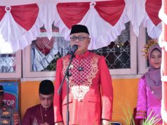 Peringatan HGN dan HUT PGRI di Kabupaten Gorontalo Diwarnai dengan Nuansa Adat