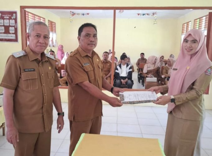 Kadis Pendidikan Pohuwato Arman Mohamad Meminta Kepsek Memperkuat Kerjasama dan Sinergitas