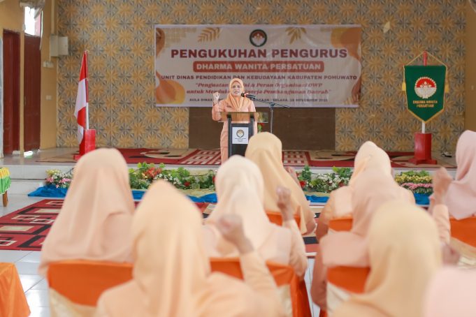 Dharma Wanita Persatuan Pohuwato Mencanangkan DWP Mengajar