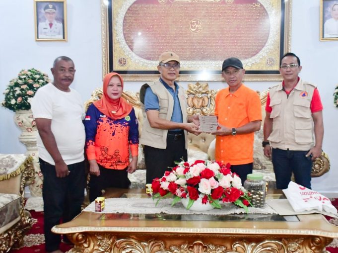 Bantuan Pemkot Gorontalo Untuk Korban Banjir Bandangdi Desa Hulawa Pohuwato Mendapat Apresiasi Bupati Saipul A. Mbuinga