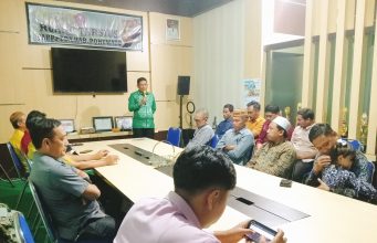 Rustam Melleng Meminta Aparatur Bappeda Pohuwato Terus Menjaga Kebersamaan