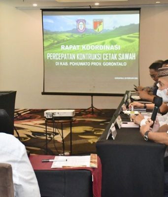 Bupati Saipul A. Mbuinga Menghadiri Rakor Percepatan Cetak Sawah Bersama Gubernur dan Pangdam