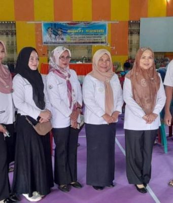 Camat Lemito Fatmah Katili Mengapresiasi Penyerahan BLP3G oleh Wagub Idah Syahidah RH