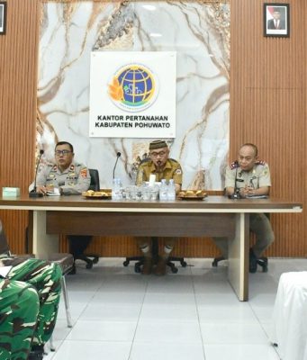 Bupati Saipul A. Mbuinga Menekankan Pentingnya Keselarasan Kebijakan Pertanahan dengan Pembangunan Daerah