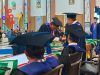 Dari Kantor Kelurahan ke Mimbar Wisuda: Lurah Biawao Raih Wisudawan Terbaik UMGO dengan IPK 3.98