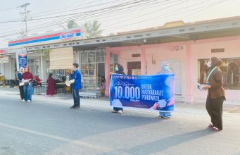 10.000 Masker Gratis Dibagikan, Bentuk Kepedulian YR Tim, KNPI dan Cipayung Plus untuk Pohuwato